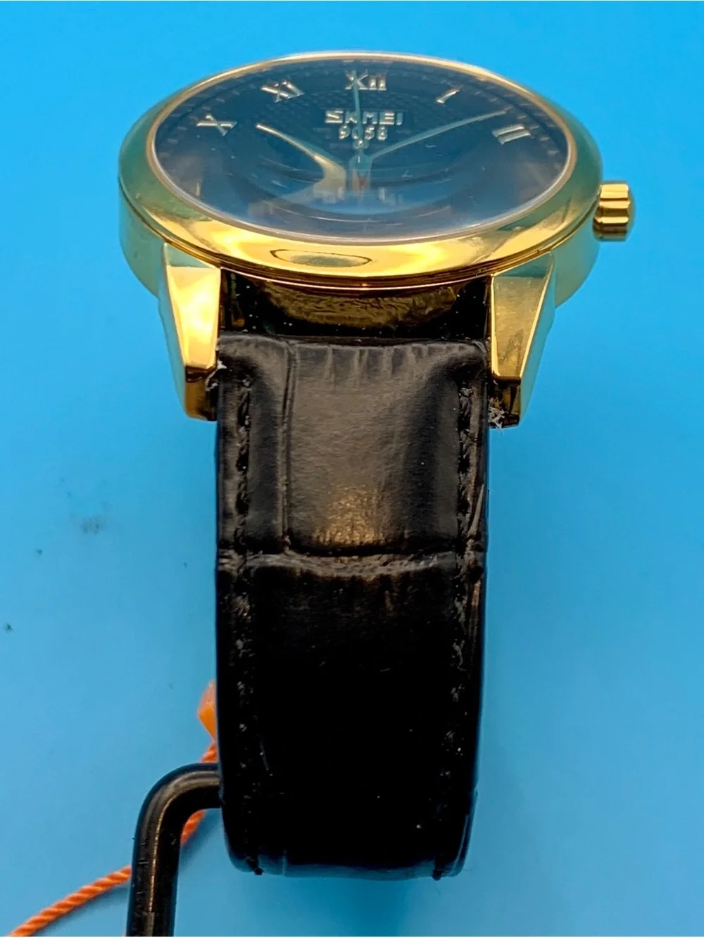 SKMEI 9058 Men’s Dress Quartz Wristwatch Leather Strap Date Display Working